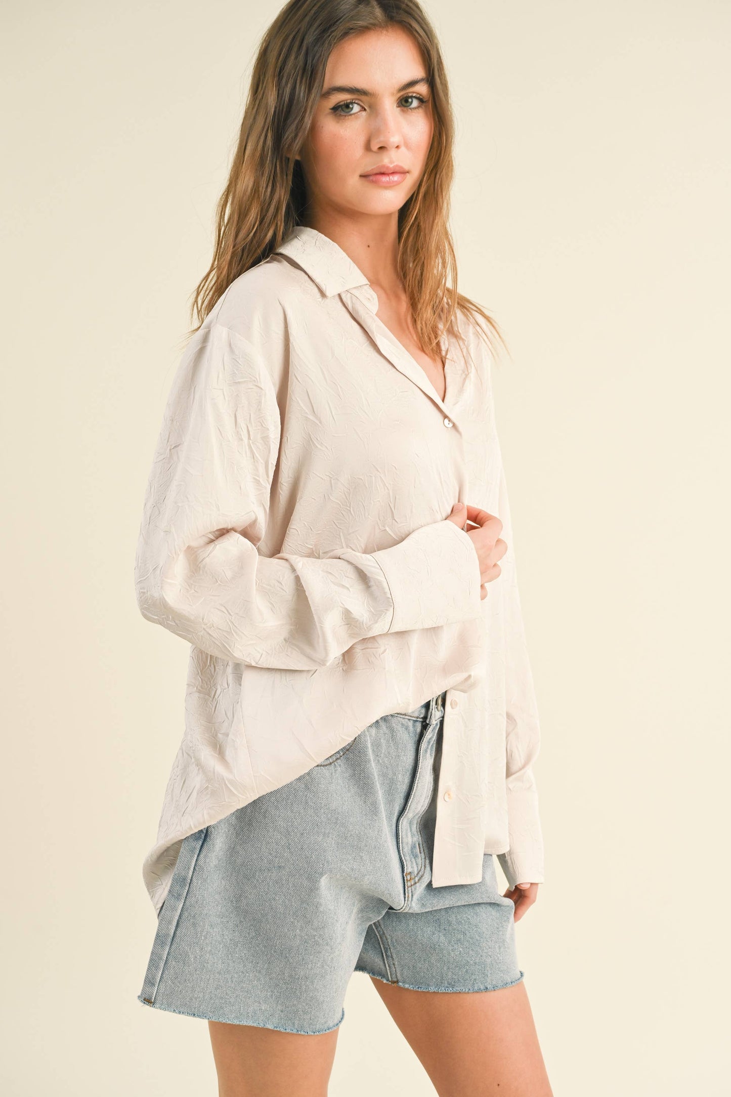 T3832 BUTTONDOWN CRINKLED DETAIL SHIRTS