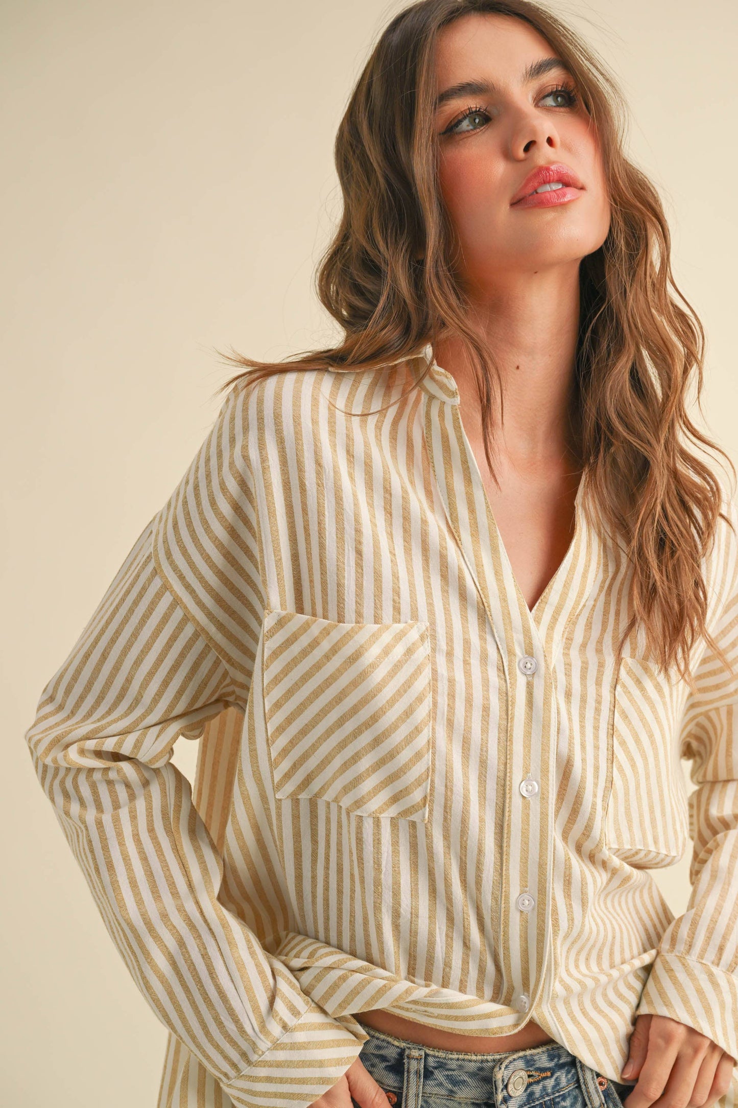 STRIPED BUTTON DOWN