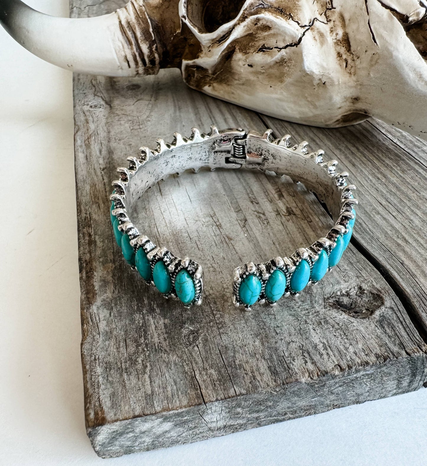 Western Oval Stone Bracelet