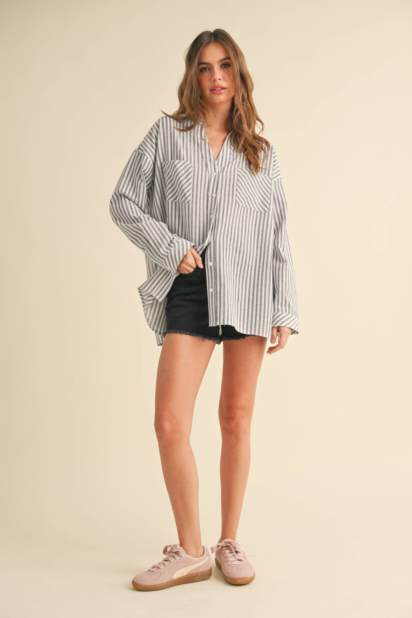 STRIPED BUTTON DOWN