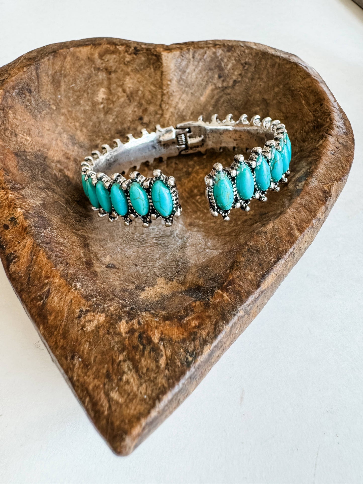 Western Oval Stone Bracelet