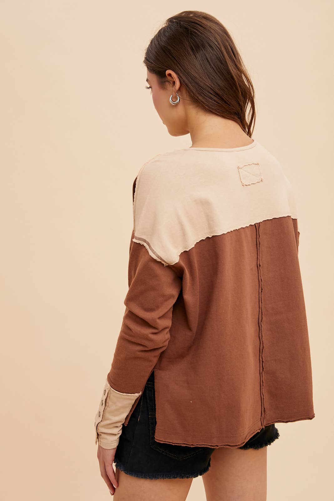 WASHED COTTON HENLEY TOP
