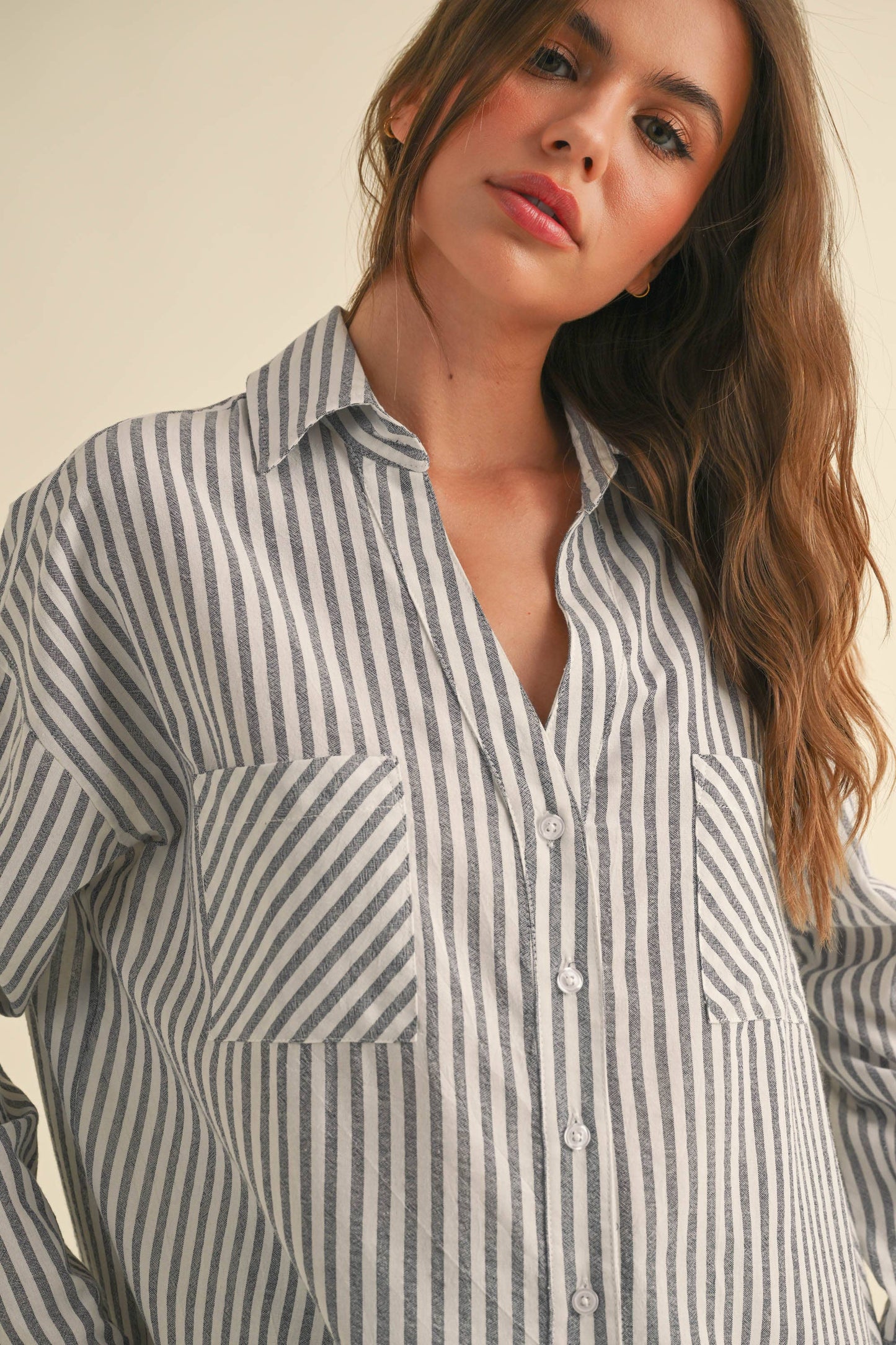 STRIPED BUTTON DOWN