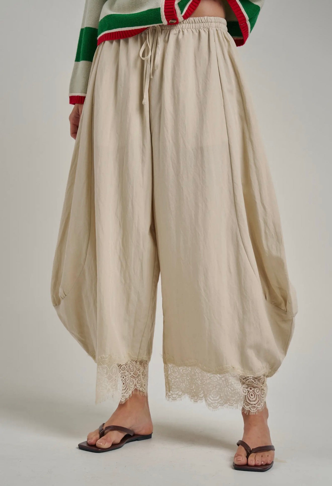 Balloon Satin Lace Pants Oatmeal