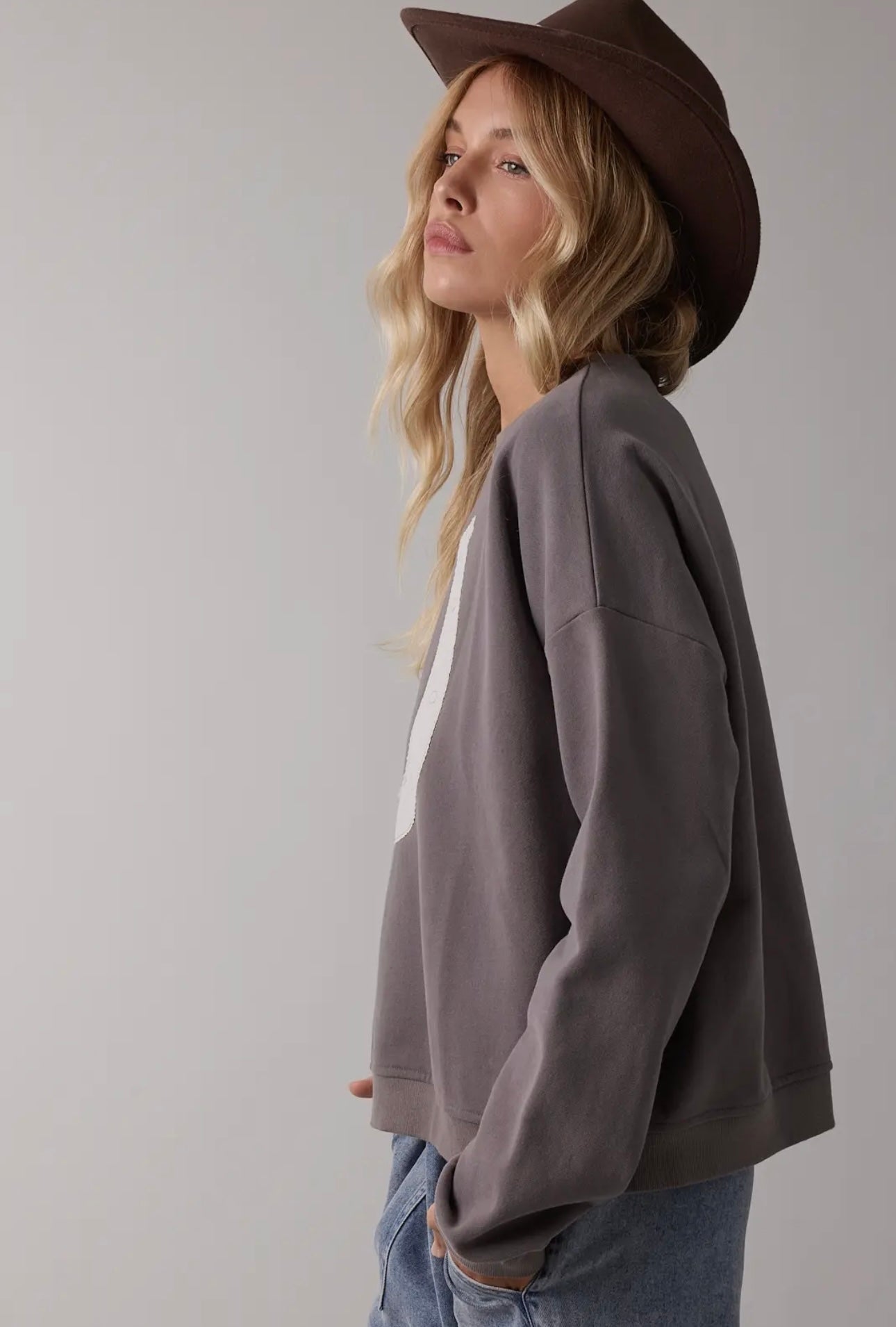 Horseshoe Terry Pullover