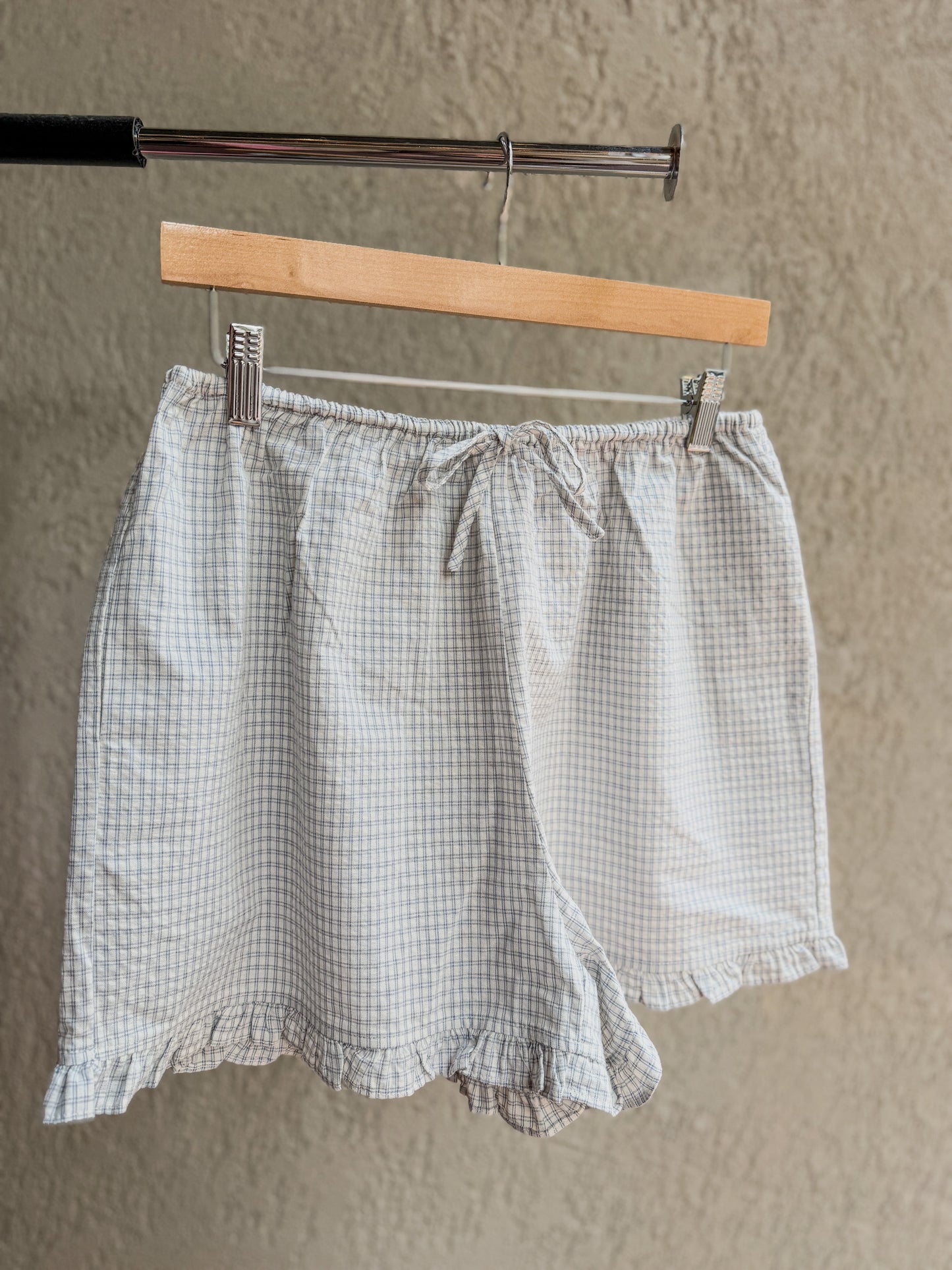 Ruffle Detailed Knit Shorts
