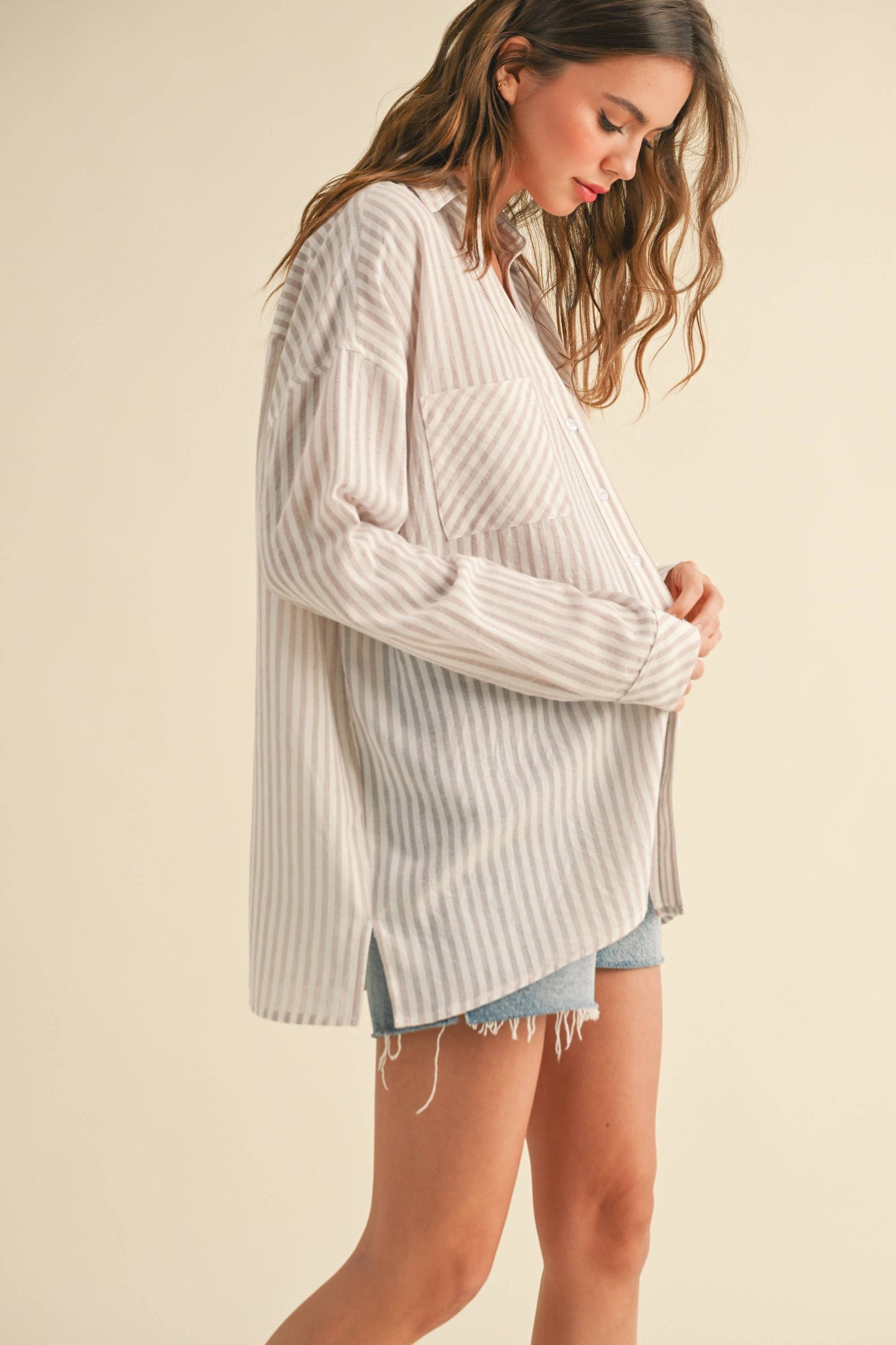 STRIPED BUTTON DOWN