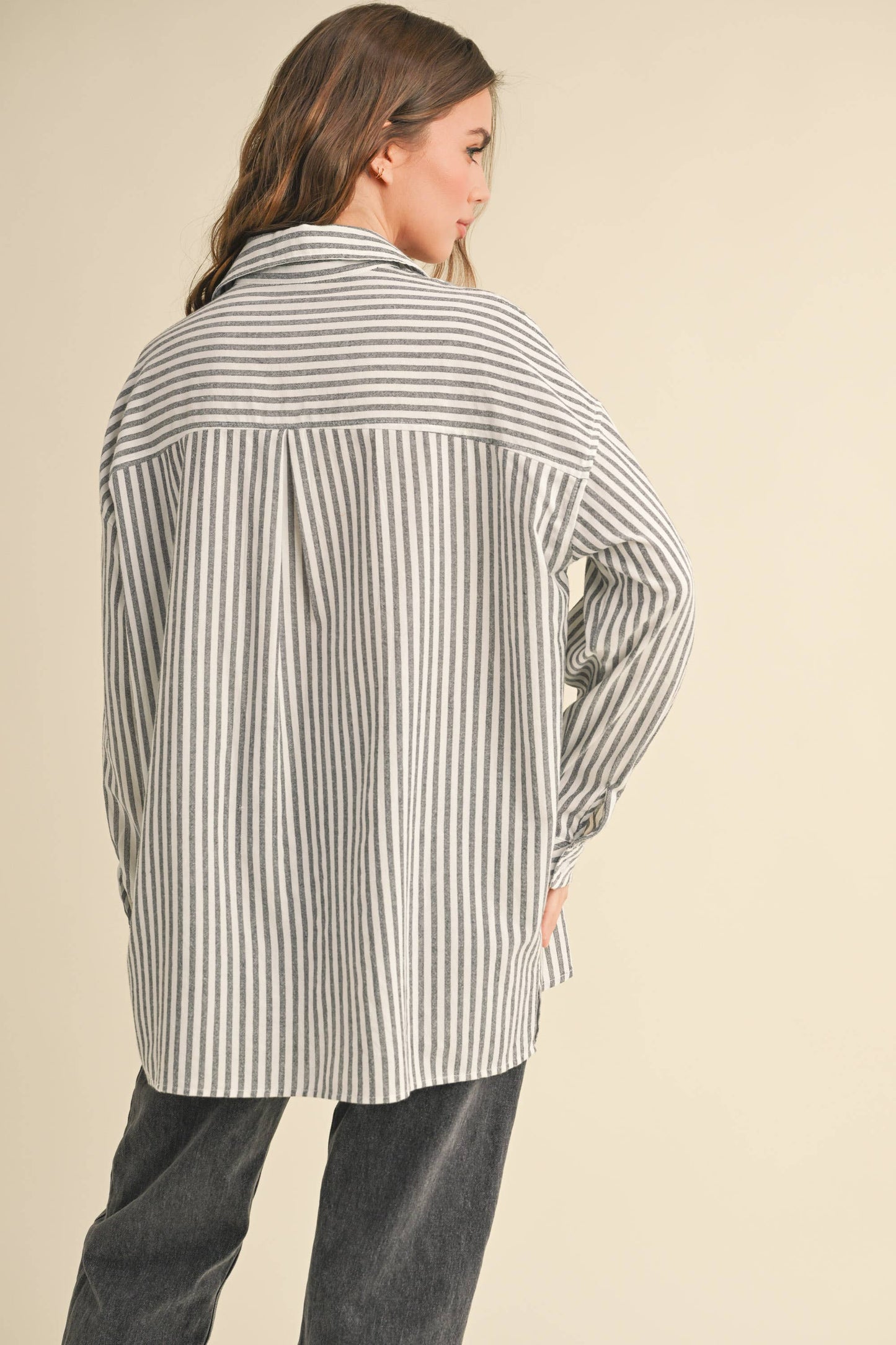 STRIPED BUTTON DOWN