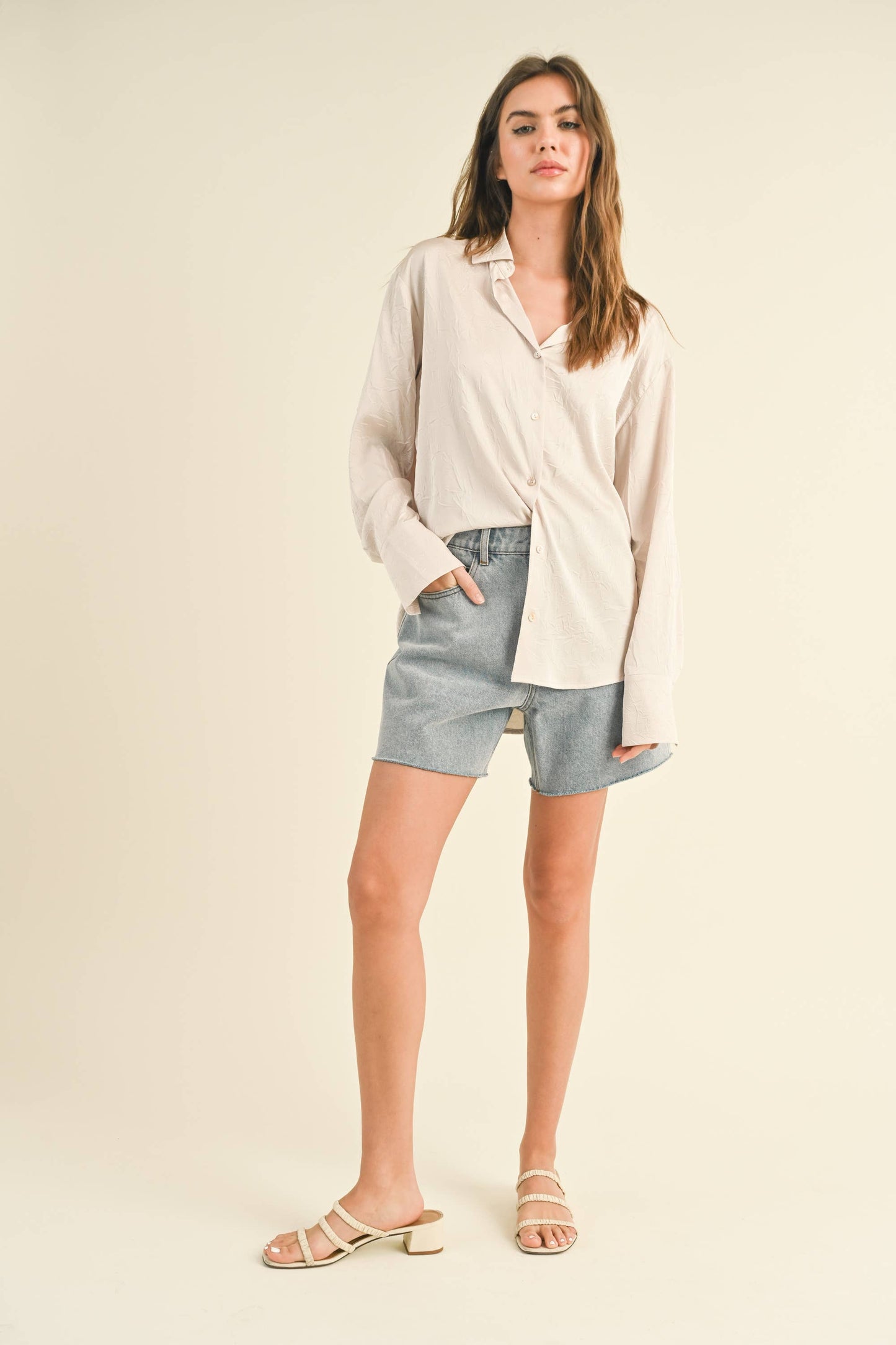 T3832 BUTTONDOWN CRINKLED DETAIL SHIRTS