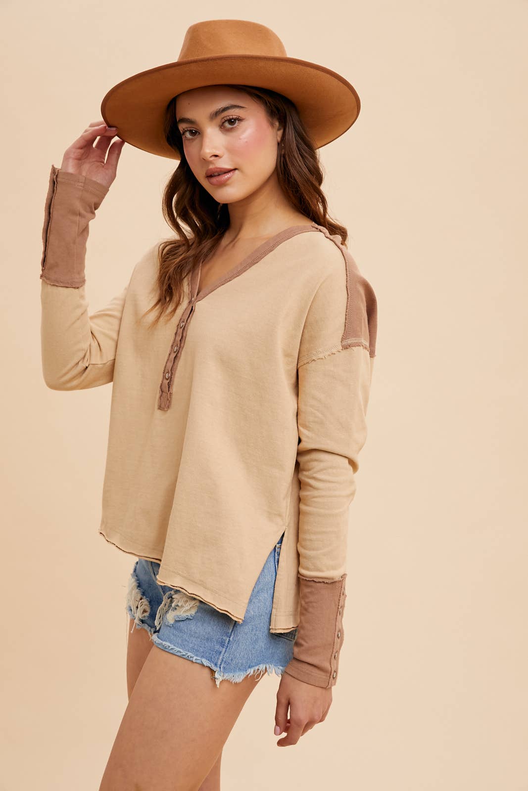 WASHED COTTON HENLEY TOP