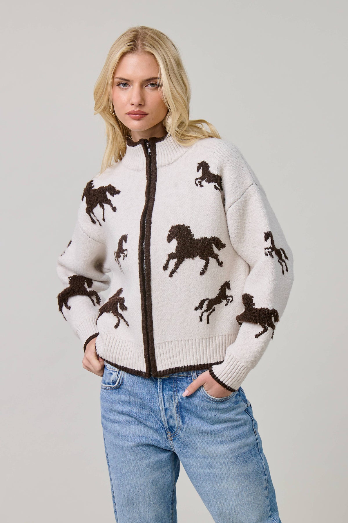 Horse Motif Zip-Up Knit Cardigan