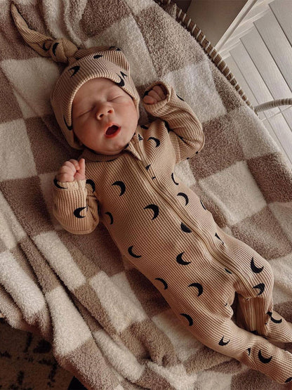 Organic Waffle Basic Zip Footie, Tan/Black Moon