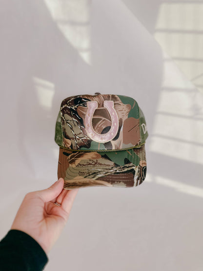 Camo Horseshoe Velvet Applique Hat