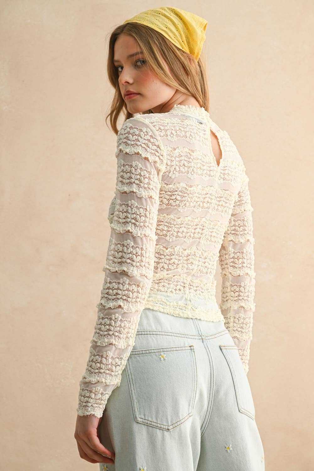 LACE TEXTURED LONG SLEEVE
