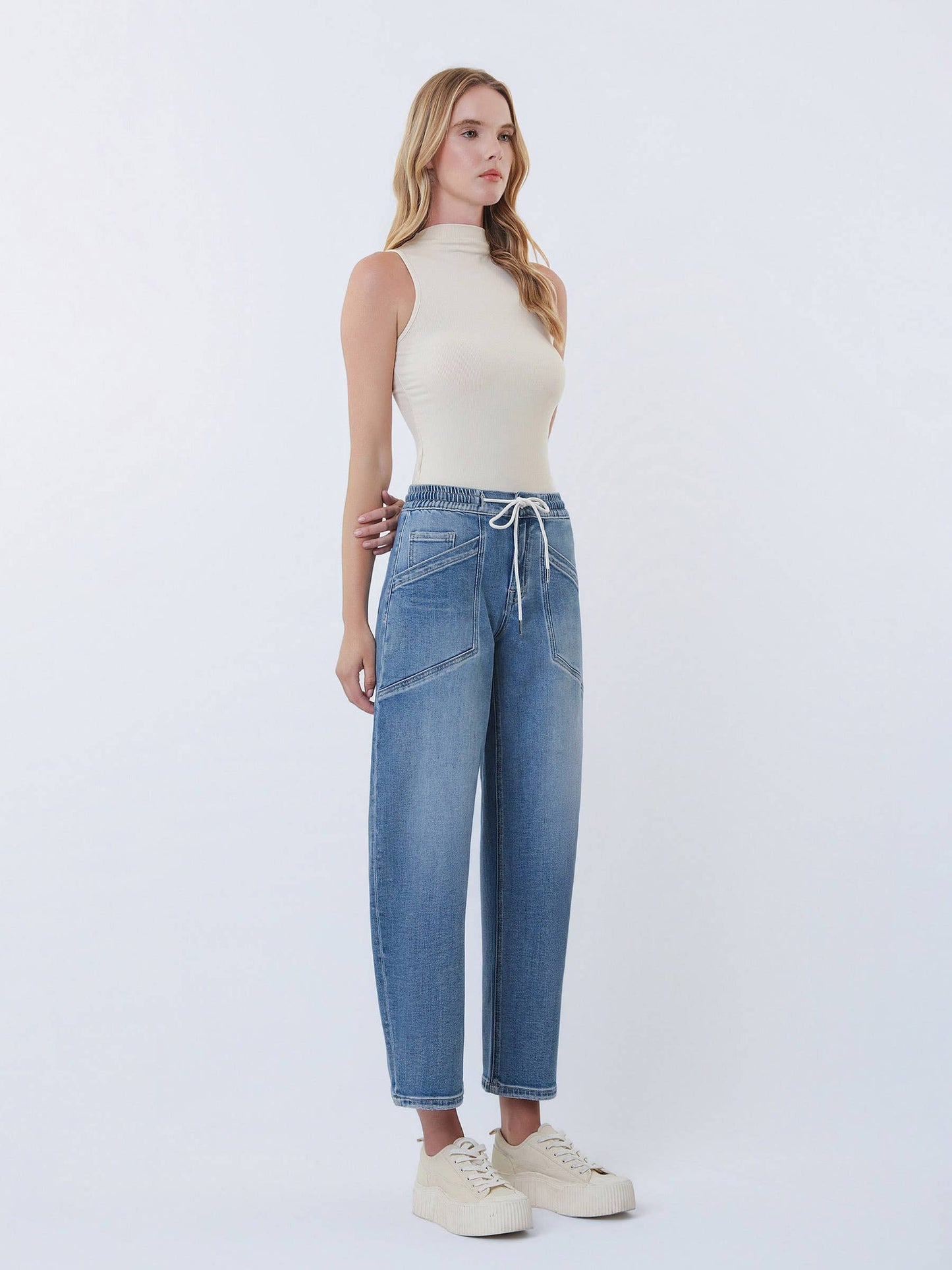 Elastic Tie Barrel Jeans