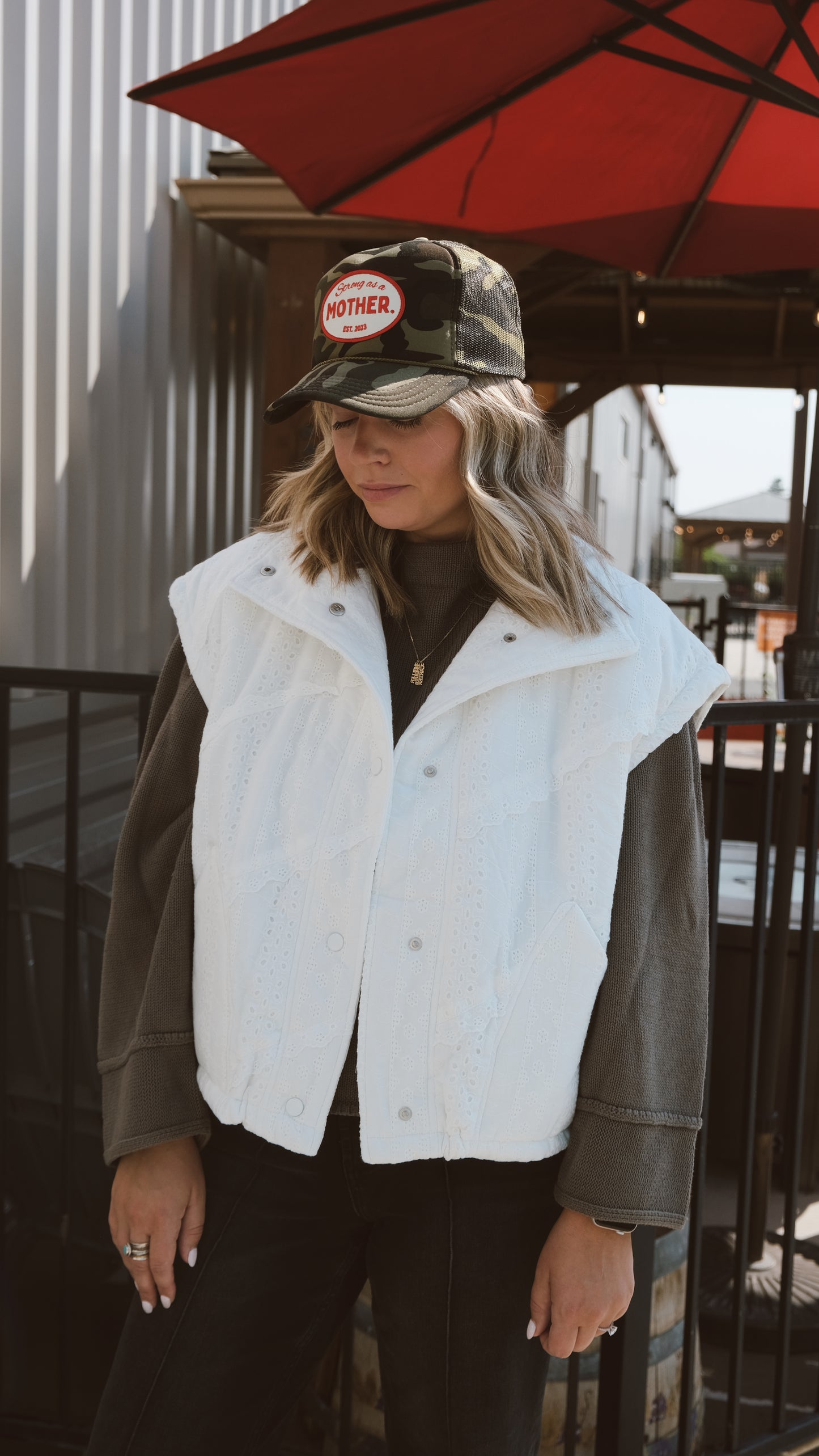 LACE CROCHET TRIM PUFF VEST