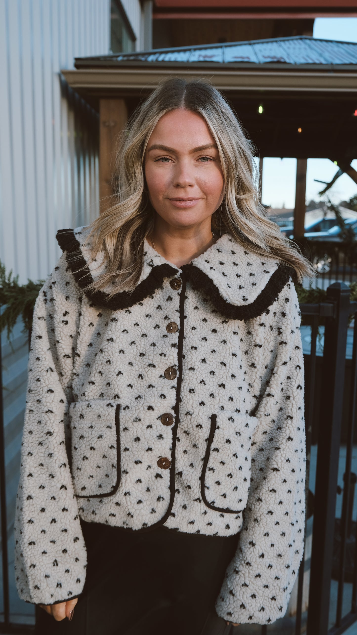 Button Sherpa Collar Jacket Black