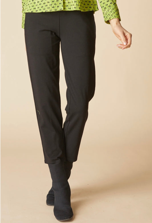 Core Travel Straight Black Pant