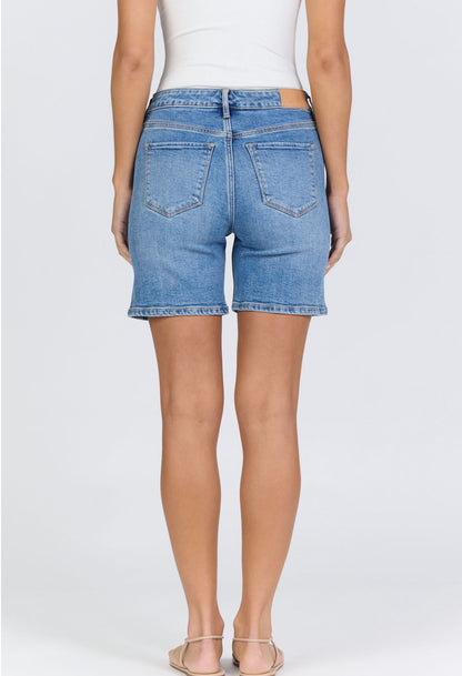 Noel Med Wash Denim Short