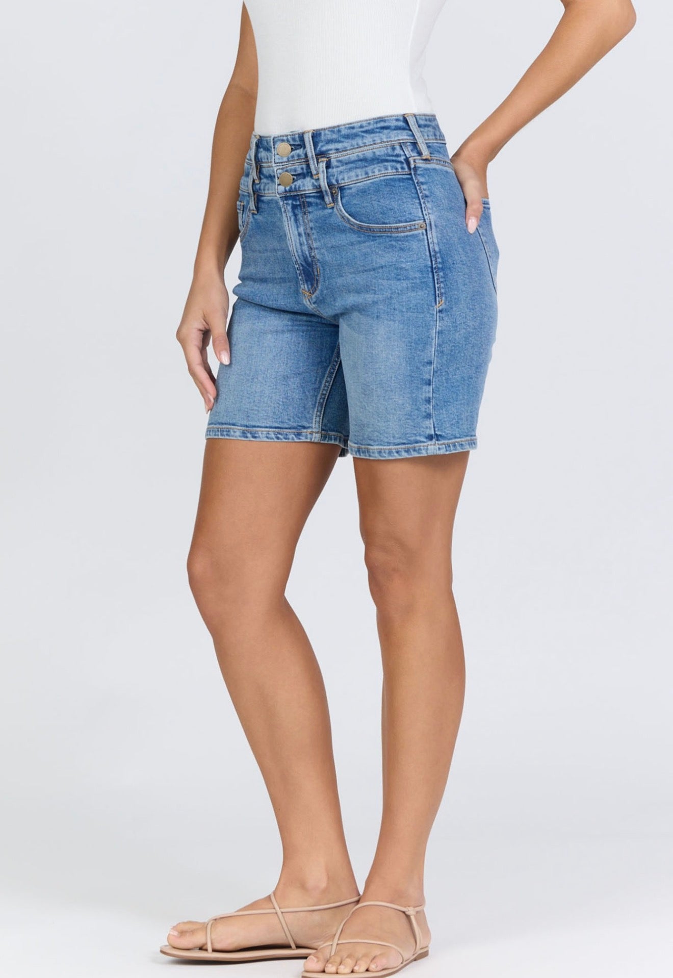 Noel Med Wash Denim Short