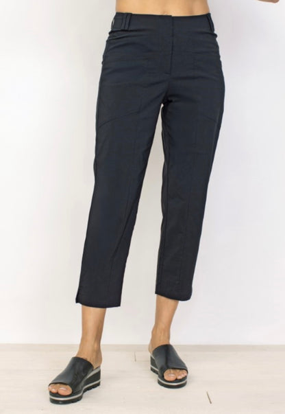 Power Slim Crop Pant