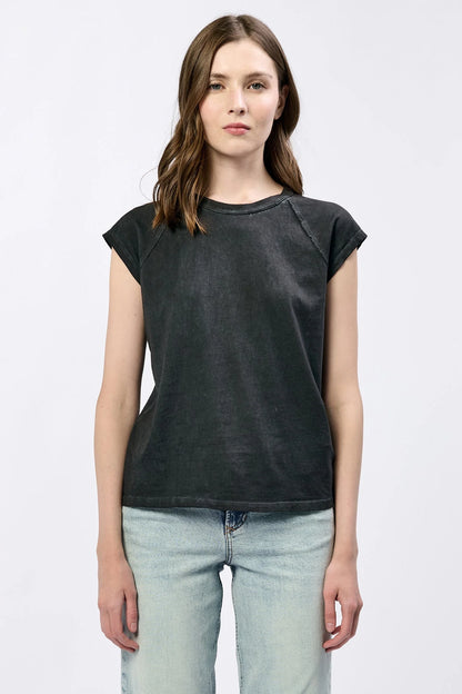 Cynda Tee Black