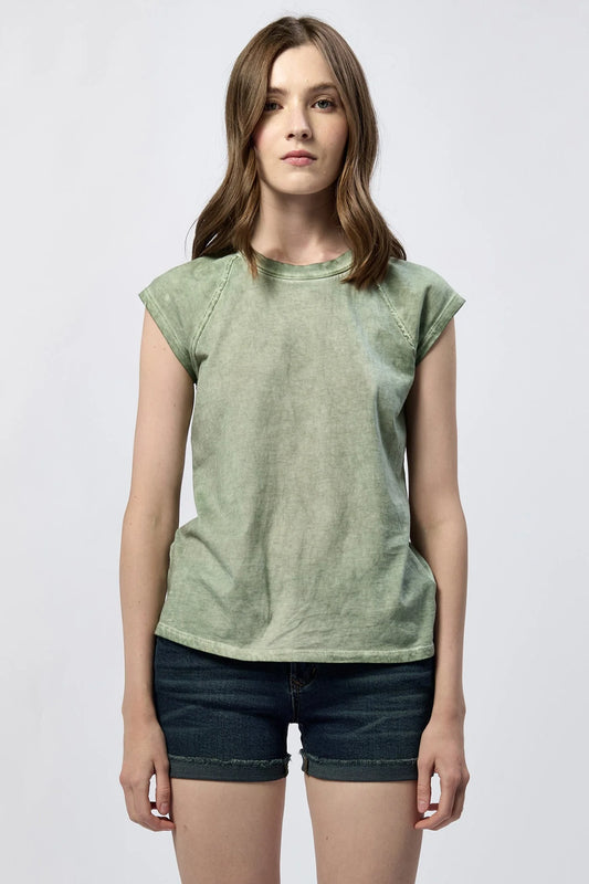 Cynda Tee Green
