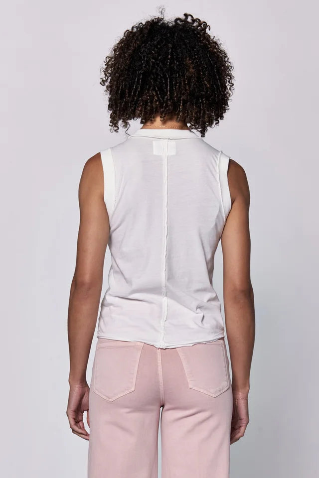 Zo Tee White