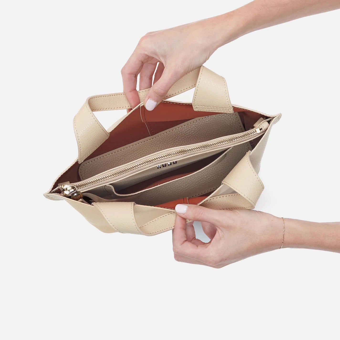 Vida Small Tote Almond