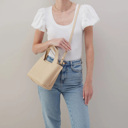 Vida Small Tote Almond