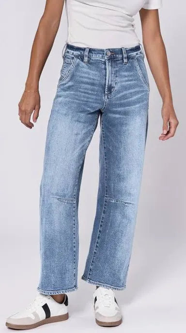 Western Hue Lasso Barrel Jean
