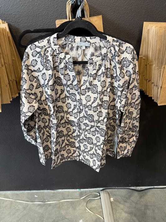Floral Jacquard Romance Shirt