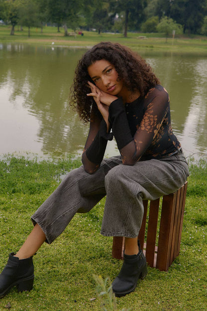 Floral Mesh Raglan Henley Top