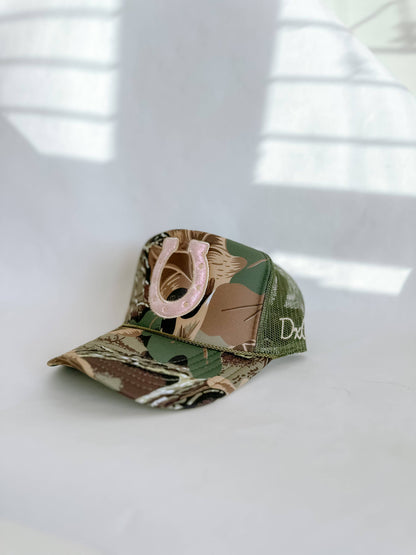 Camo Horseshoe Velvet Applique Hat