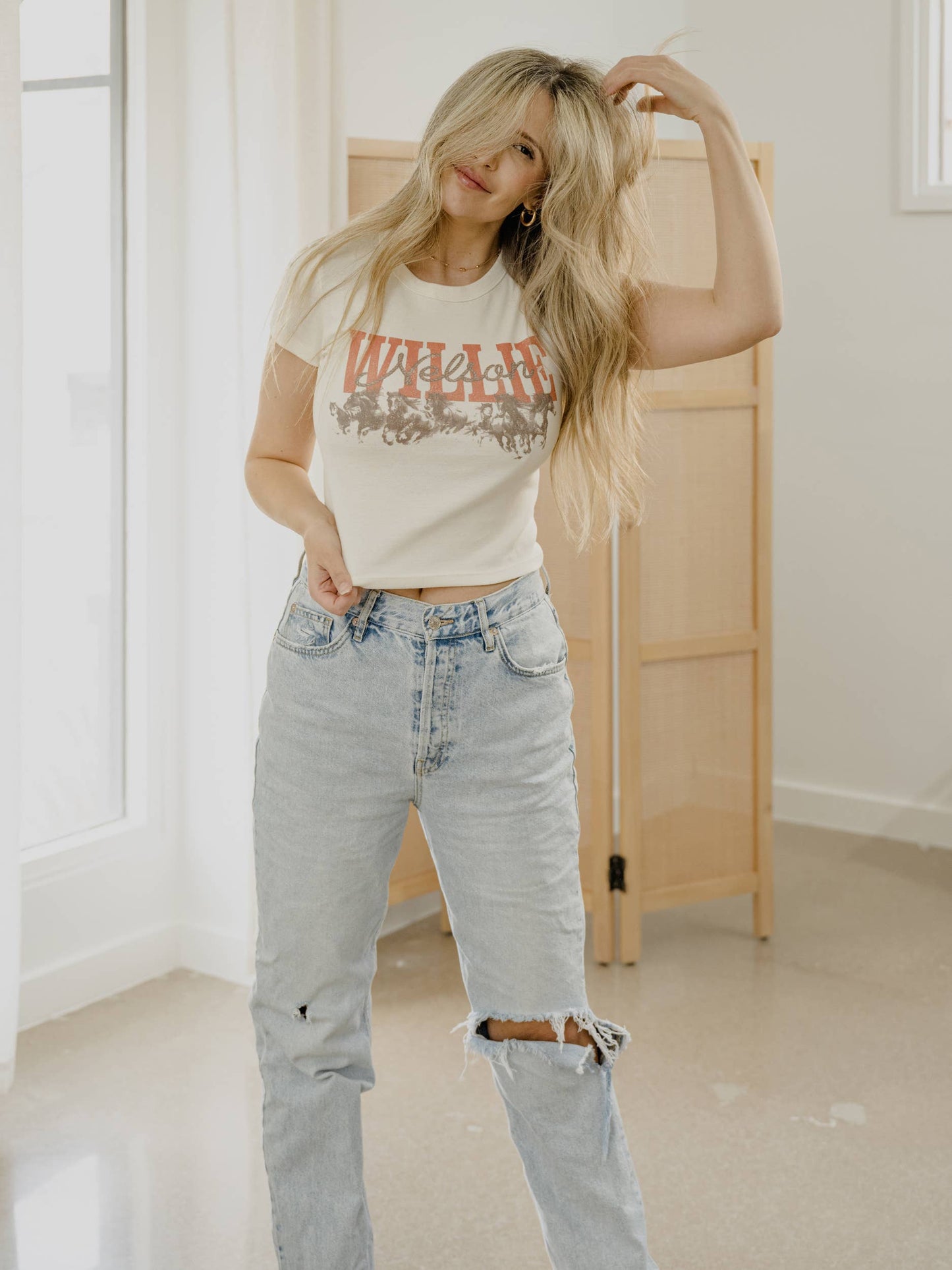 Willie Nelson Horse Cropped Tee