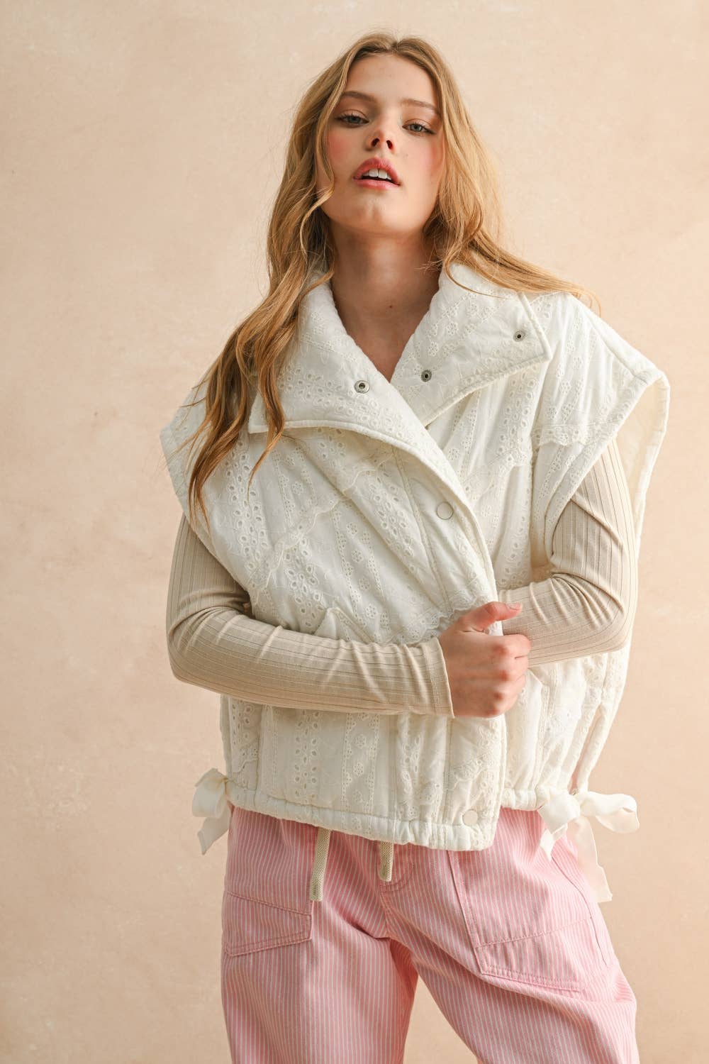 LACE CROCHET TRIM PUFF VEST